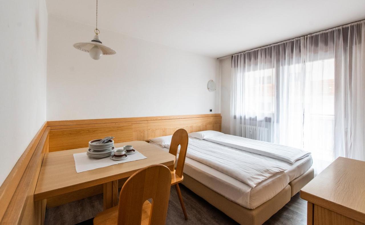 Contrin Apartahotel